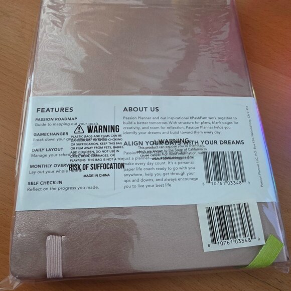 Passion Planner Undated Daily Planner - A5 Size - Picture 2 of 4